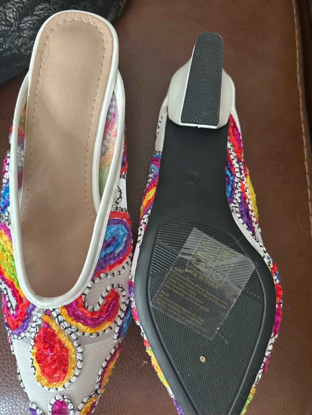 Colourful mesh mules - Picture 5 of 9